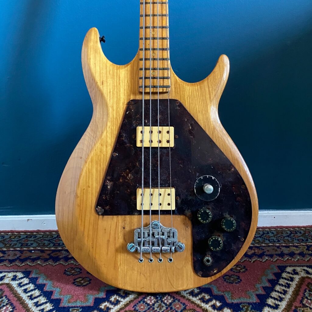 Red Gibson Ripper Gibson The Ripper 1974 - The Guitar Company