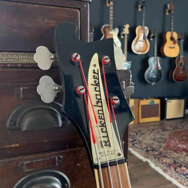 Rickenbacker 4001 jetglo 1976年製 ハードケース付き Rickenbacker 4001 jetglo 1976年製 ハードケース付き 1976