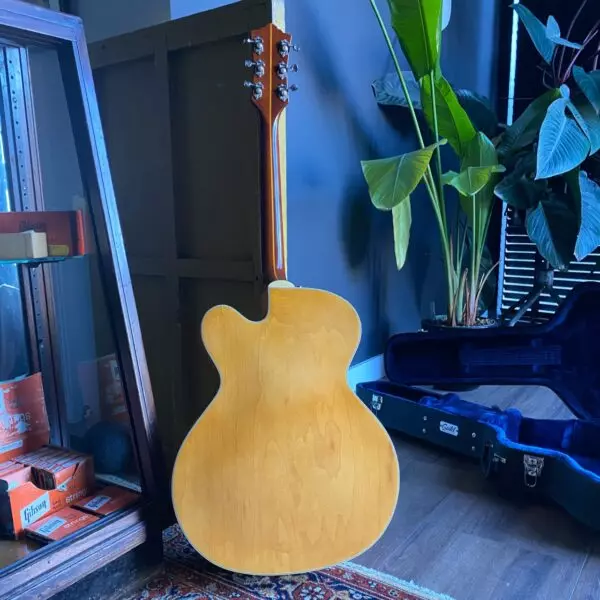 Guild X-175B Manhattan Blonde - The Guitar Company
