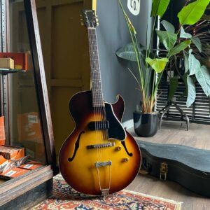 Gibson ES-225T Sunburst 1957