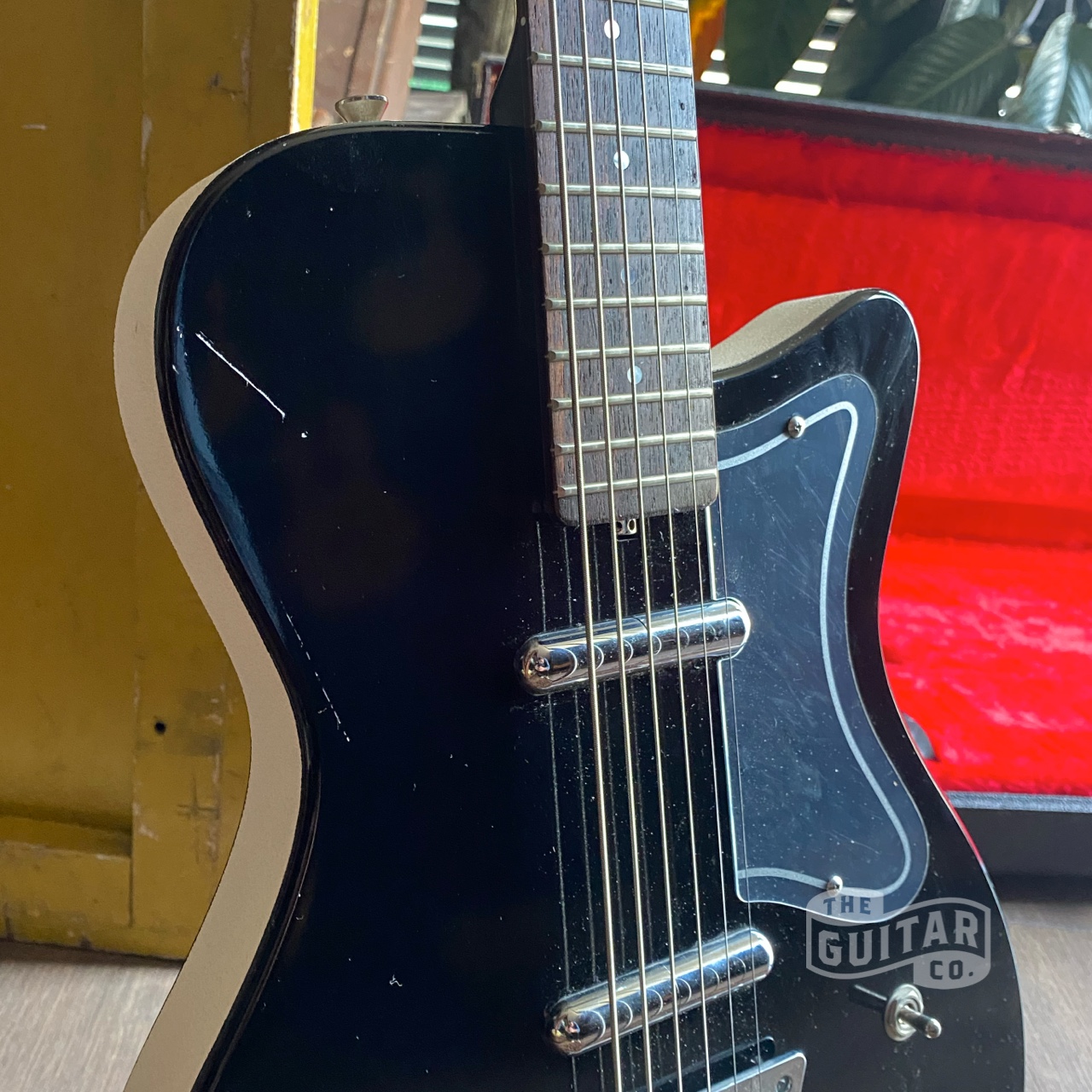 Jerry Jones U2 Baritone 1990s - The Guitar Company