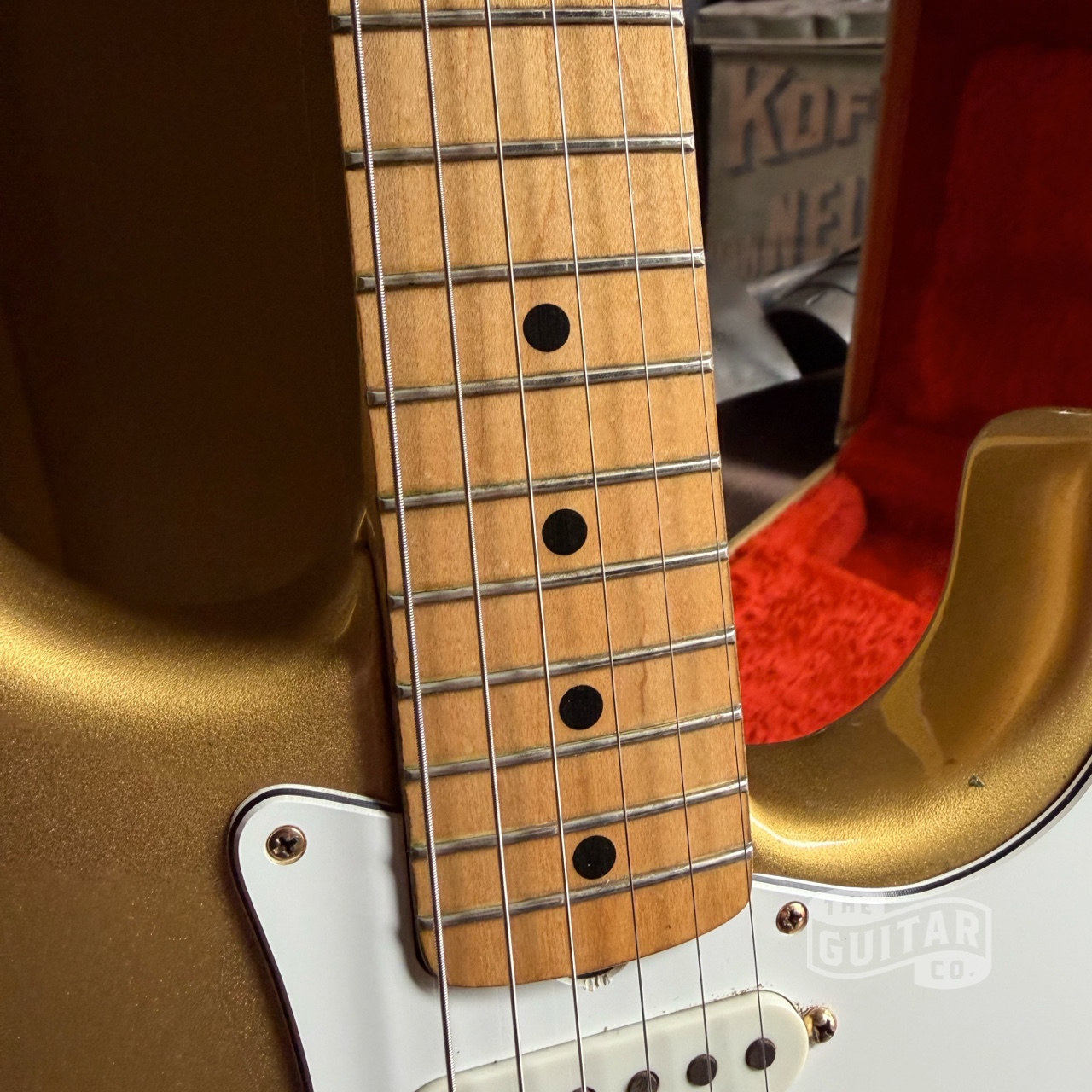 Fender Stratocaster Dan Smith “Gold on Gold” 1981 - Image 10