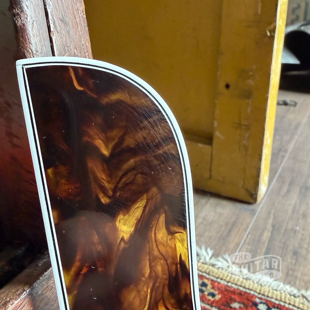Handmade Gibson L-5 16″ 1922-1929 Type 1 and 2 “Lloyd Loar” Pickguard Celluloid Tortoise 3-Ply Binding - Image 2