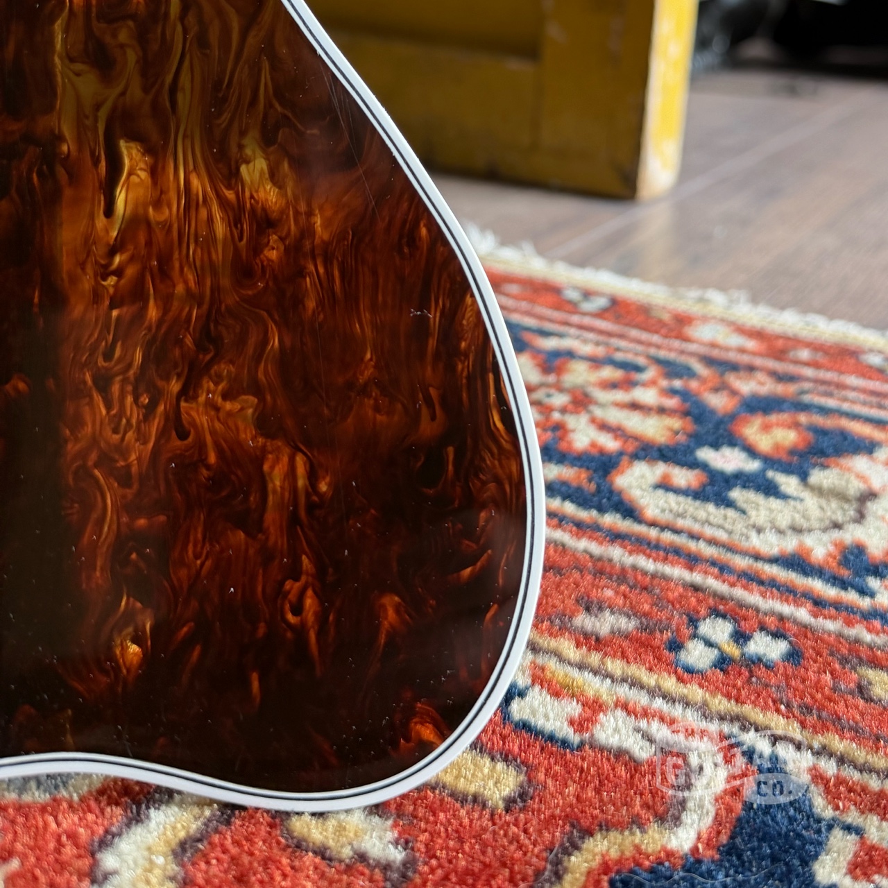 Handmade Gibson L-5 16″ 1929-1935 Type 3 Pickguard Celluloid Tortoise 3-Ply Binding - Image 3