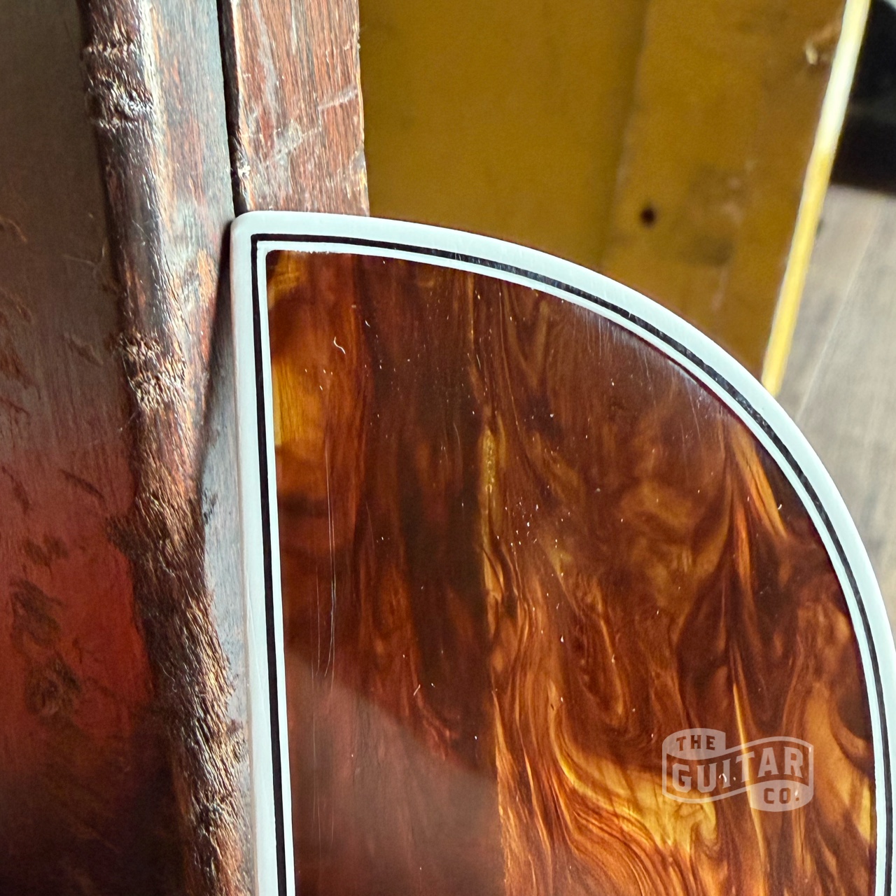 Handmade Gibson L-5 16″ 1929-1935 Type 3 Pickguard Celluloid Tortoise 3-Ply Binding - Image 4